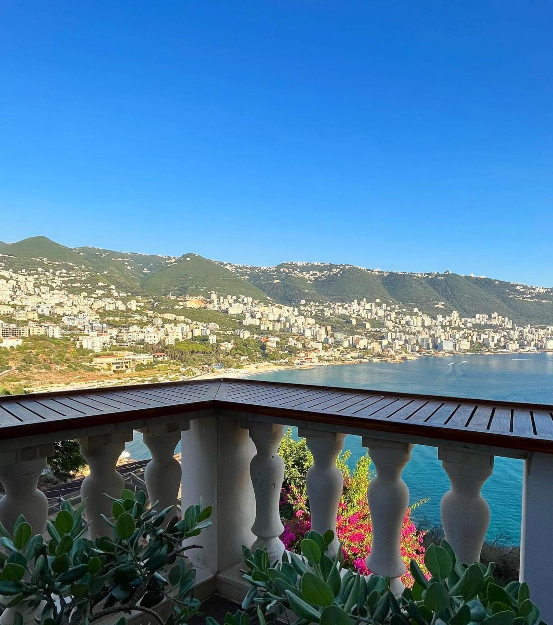 Monte Cassino Hotel Jounieh Exterior photo